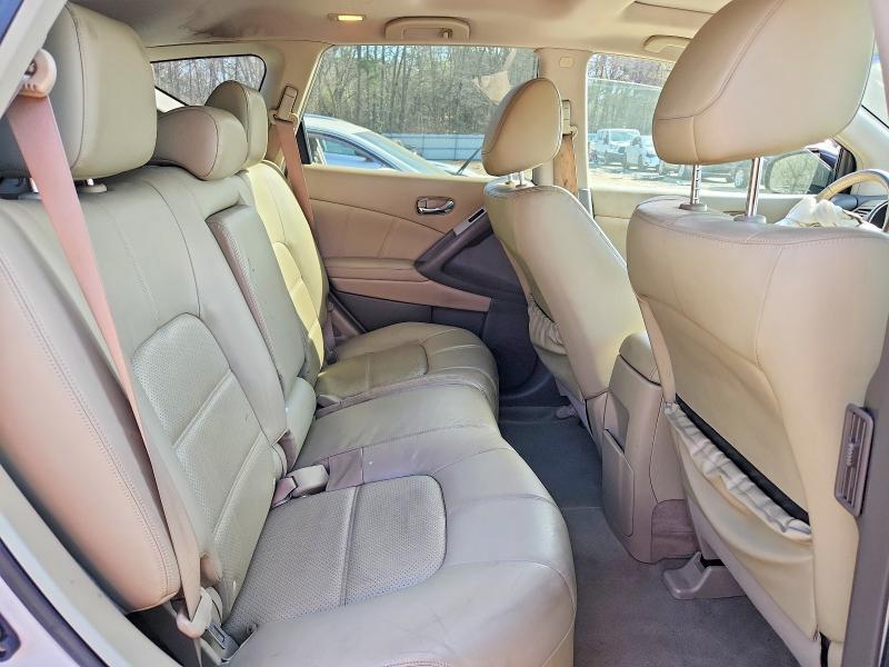 2011 Nissan Murano s