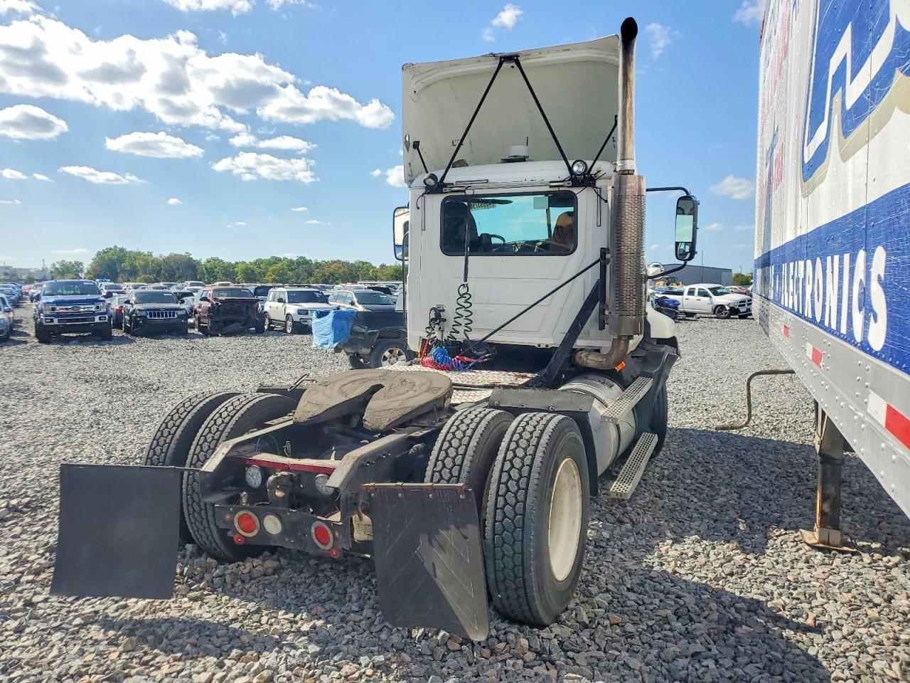 2005 Mack CXN612 Semi Truck