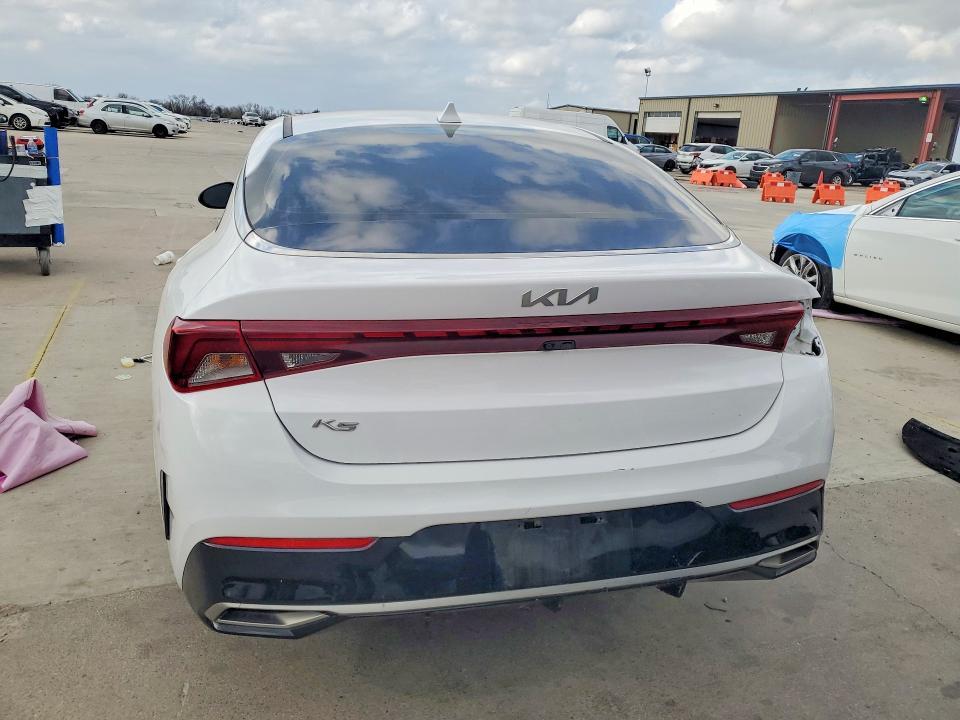 2022 KIA K5 lxs