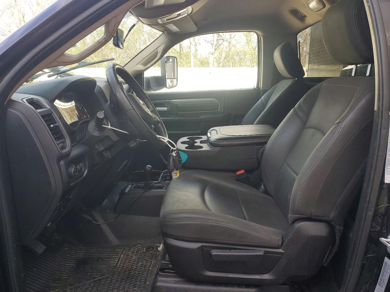 2019 Dodge RAM 5500 BOX Truck