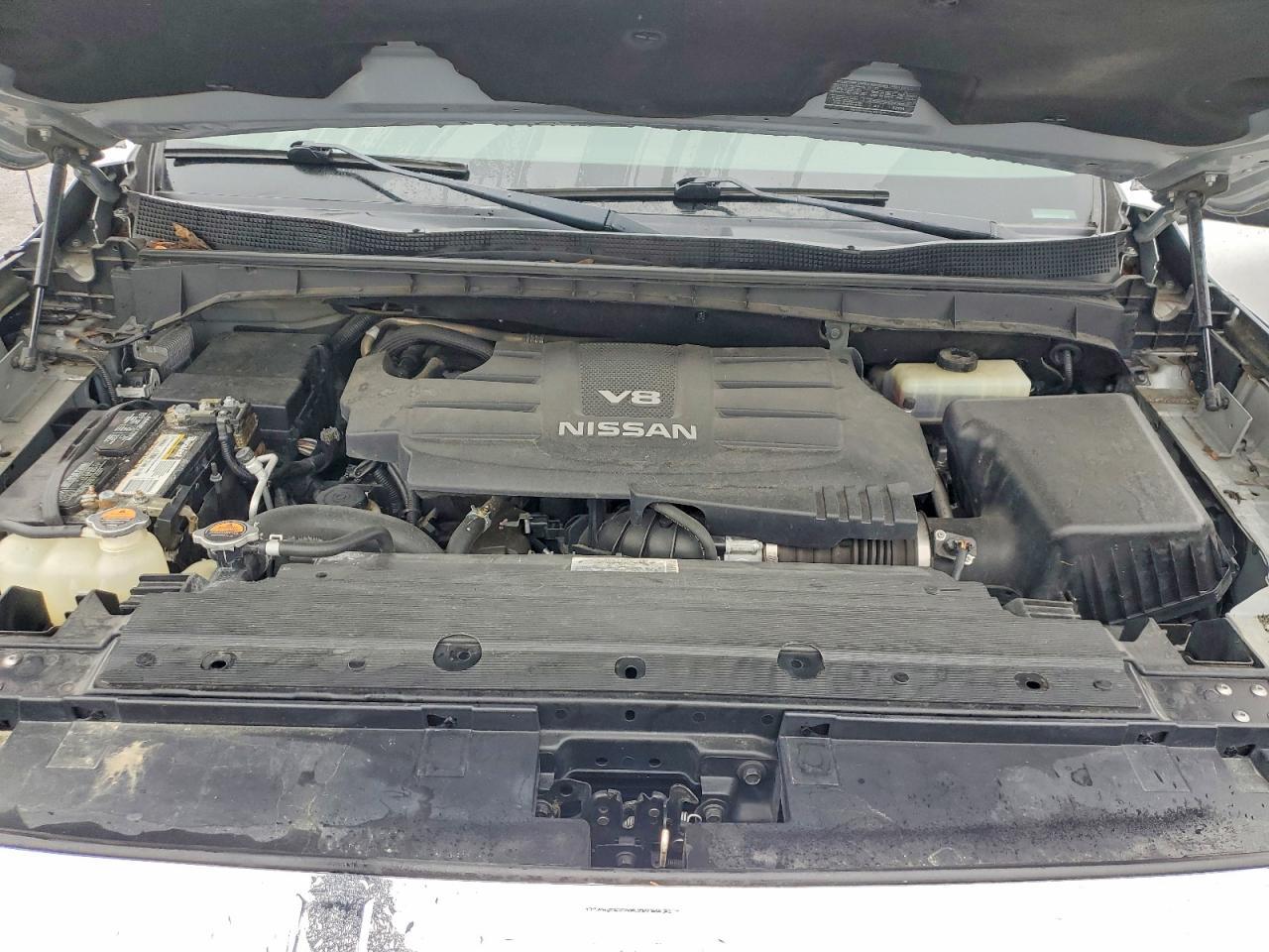 2017 Nissan Titan SV