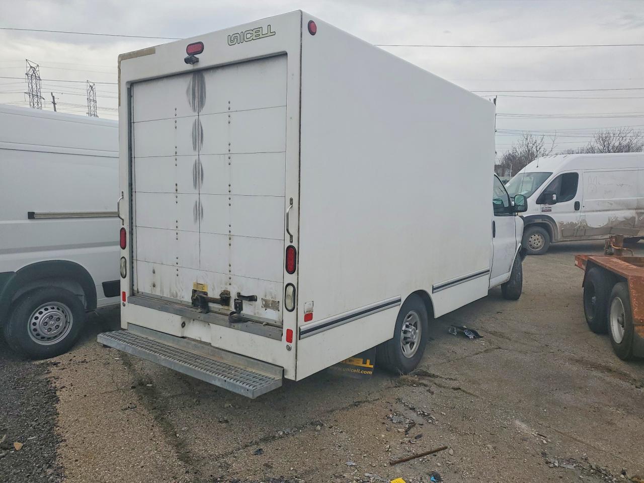 2017 Chevrolet Express Delivery Truck
