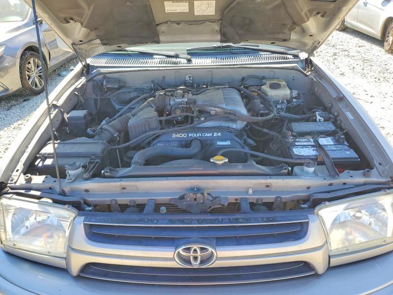 2002 Toyota 4runner SR5