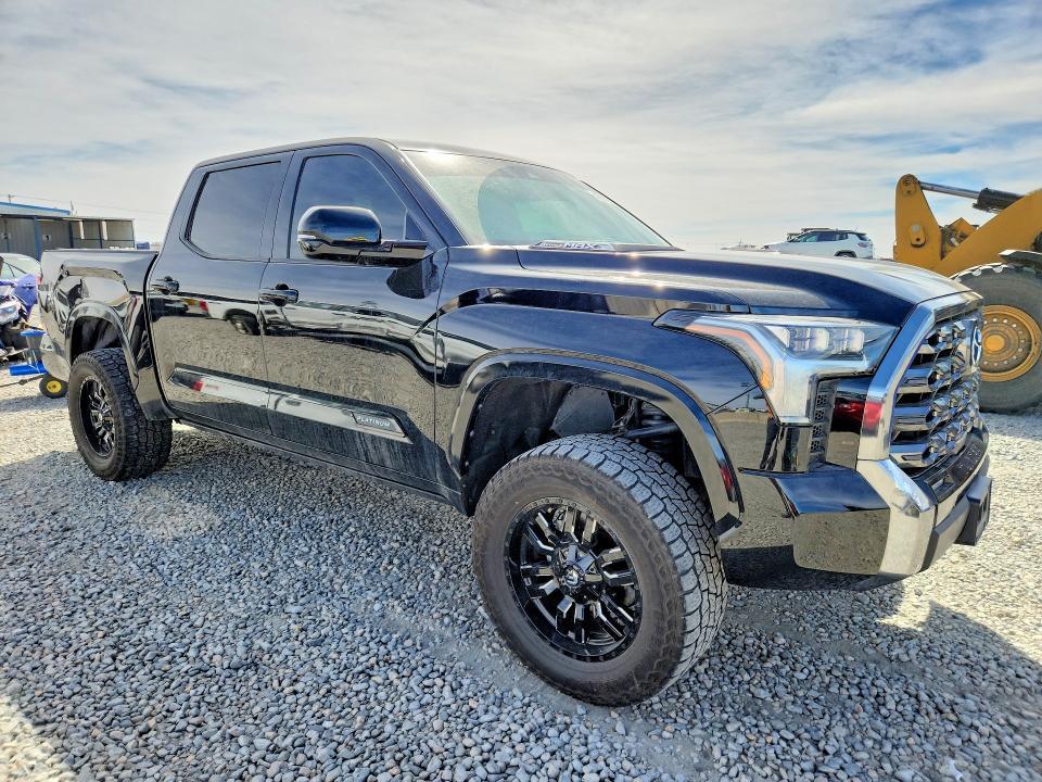 2024 Toyota Tundra Platinum HV