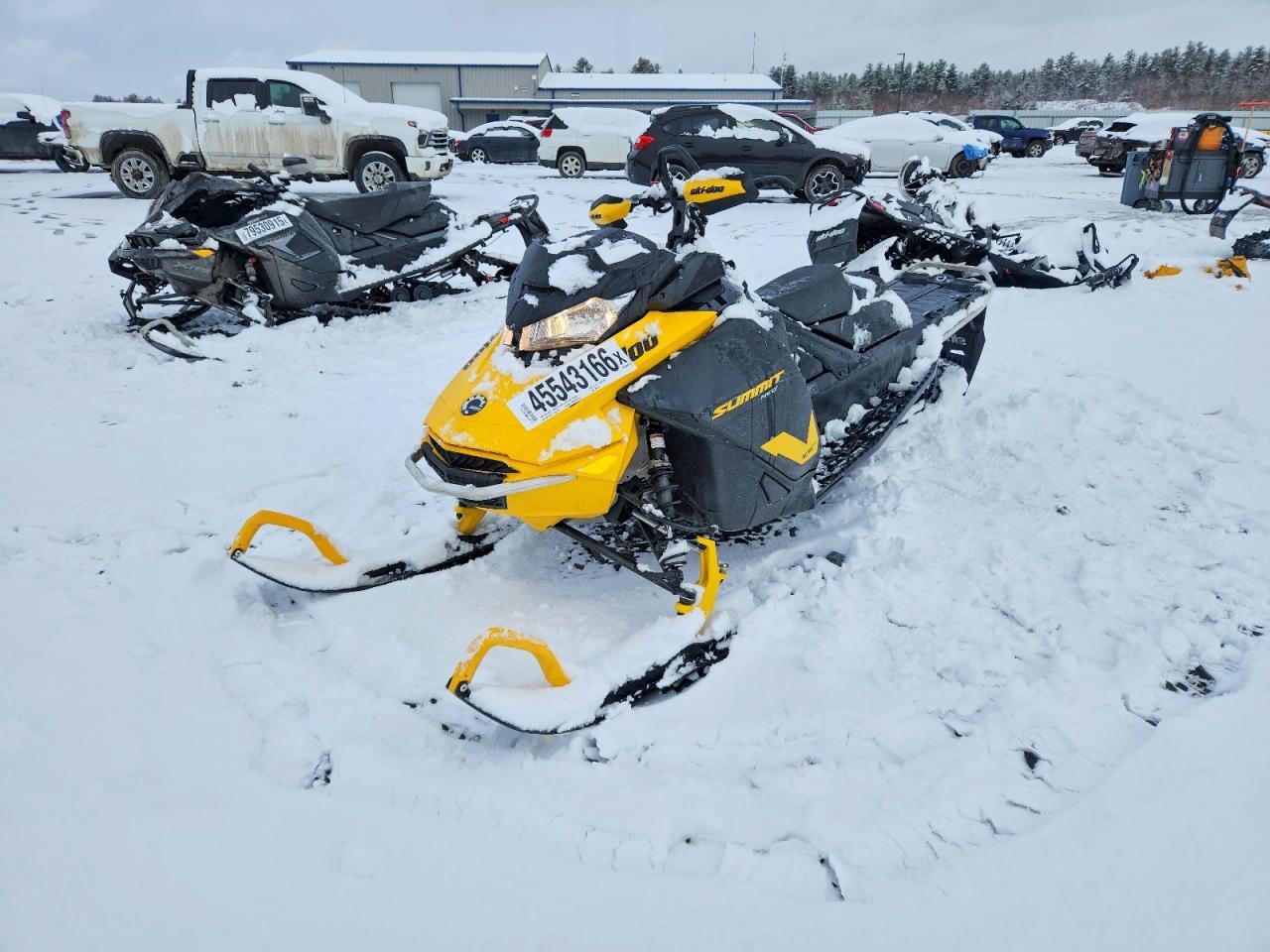 2025 Skidoo 2025 True Summit NEO+ 600