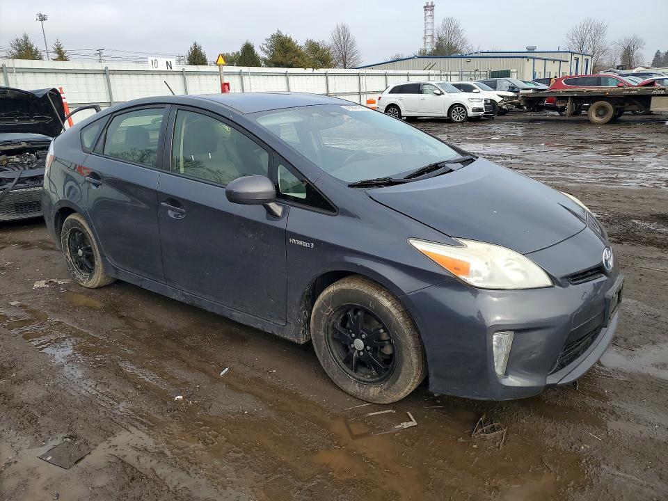 2013 Toyota Prius Four