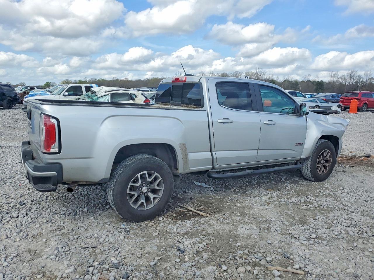 2015 GMC Canyon SLE