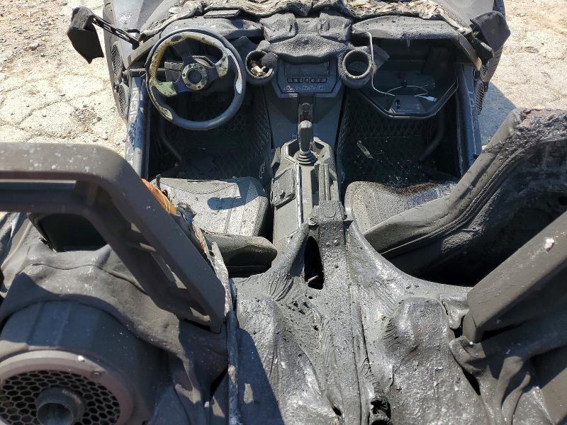 2019 Polaris Slingshot sl
