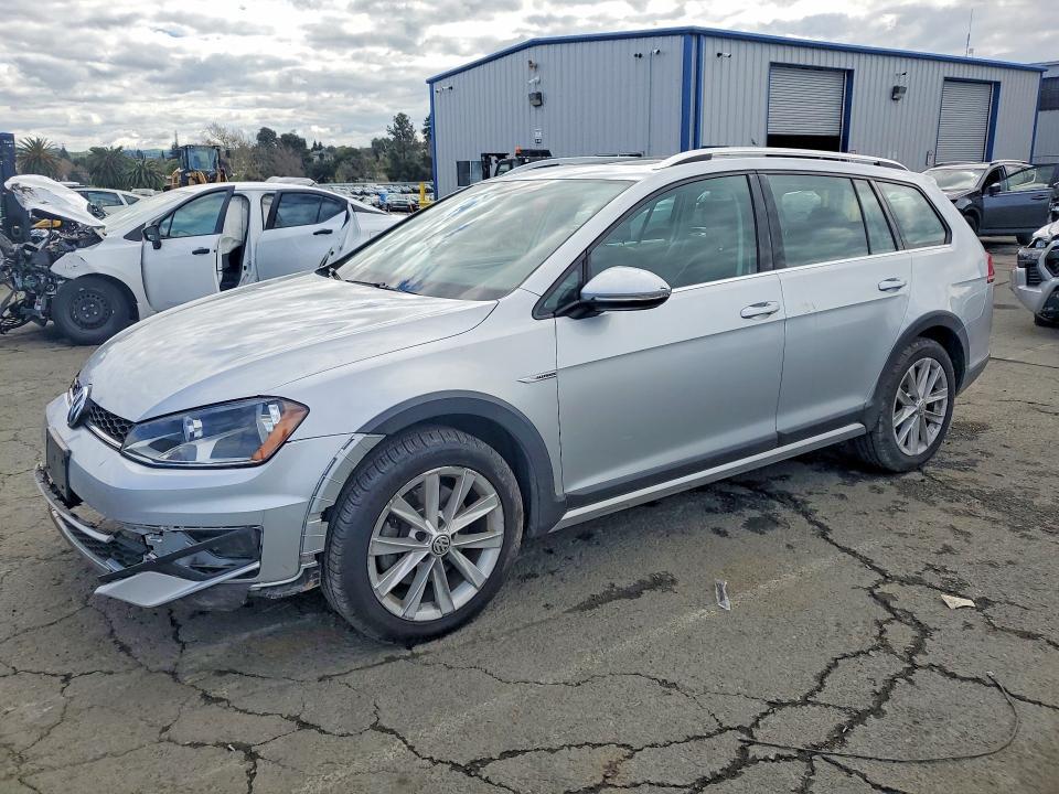 2017 Volkswagen Golf Alltrack s