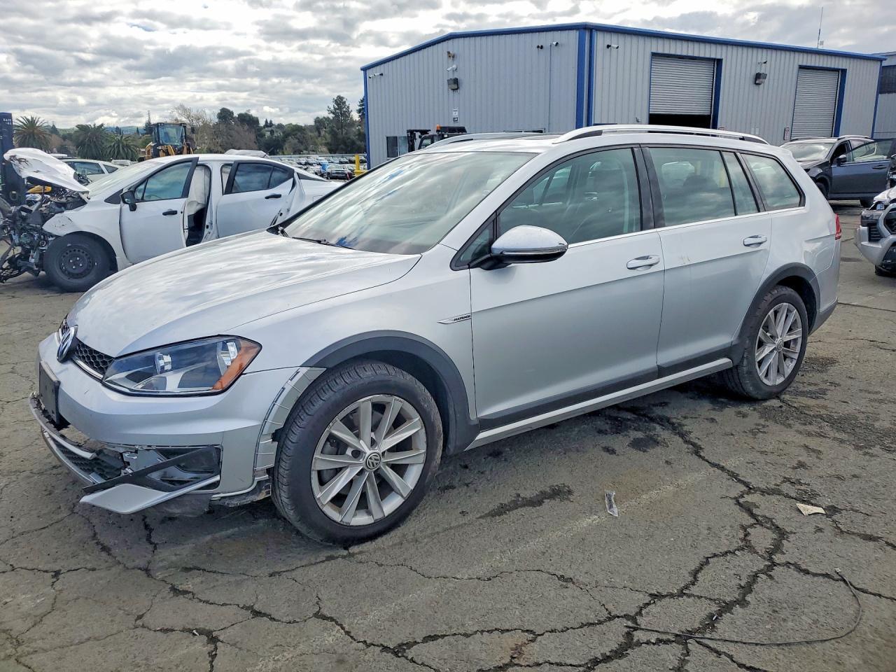 2017 Volkswagen Golf Alltrack s