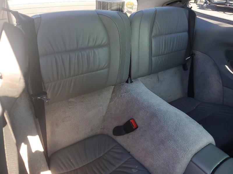 2000 Porsche 911 Carrera 2