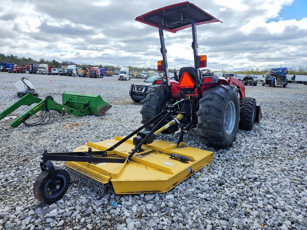 2023 Mahindra Mfwd Tractor