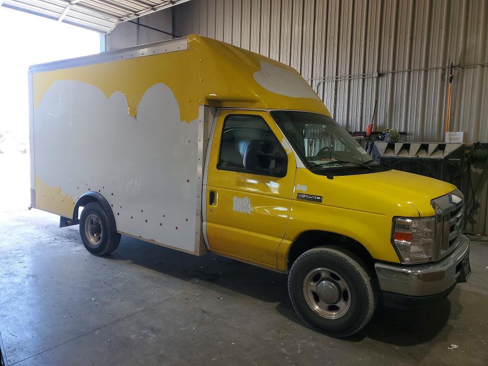 2016 Ford E350 Delivery Truck