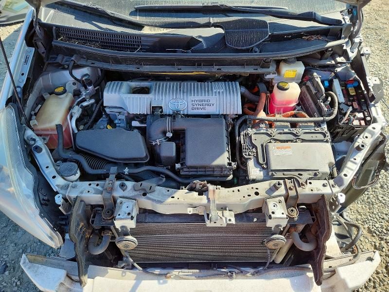 2012 Toyota Prius v Five