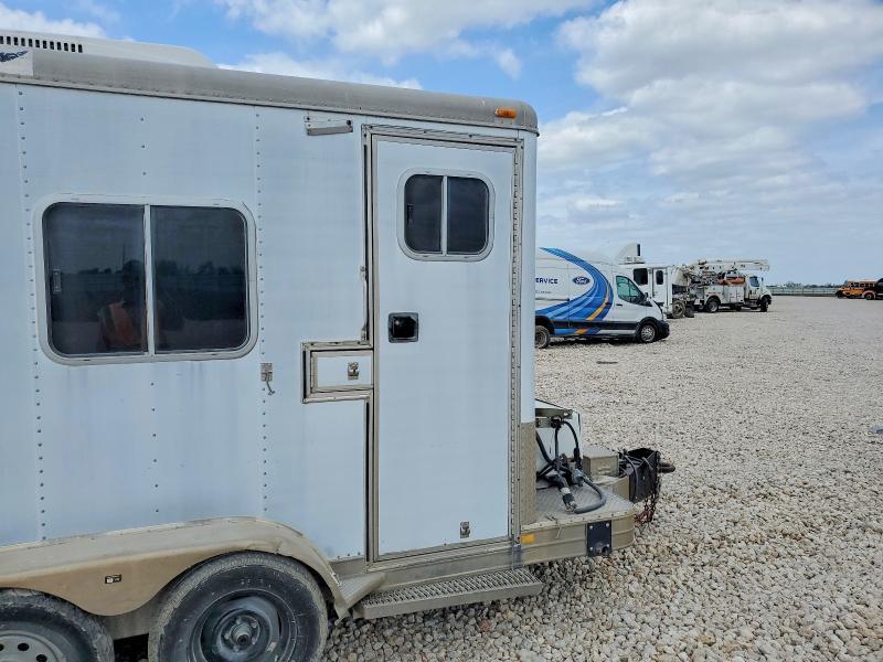 2000 Featherlite Mfg Inc 2000 Featherlite Fiber Optic Splicing Trailer