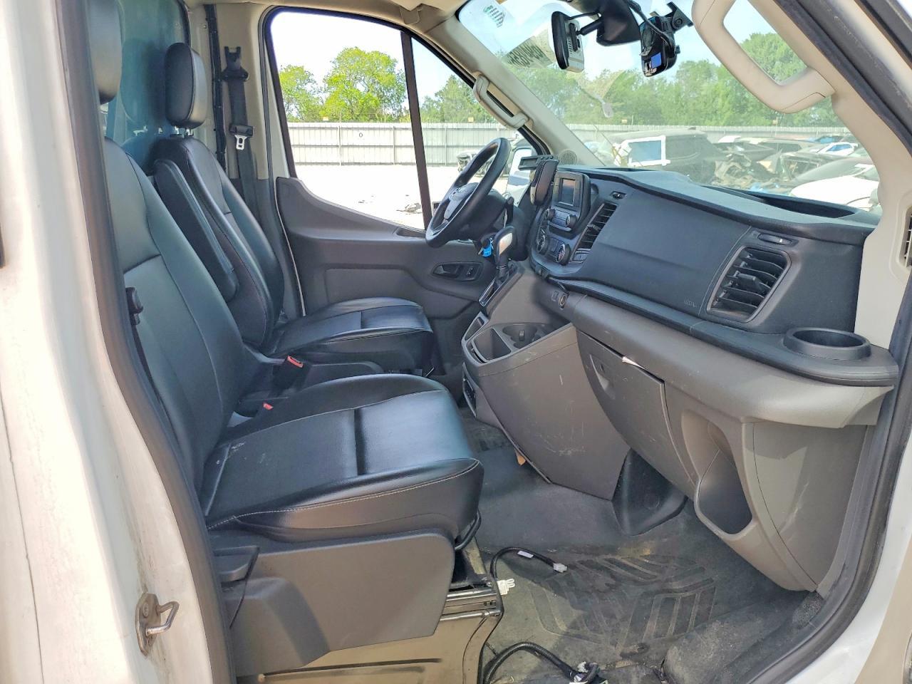 2021 Ford Transit Delivery Truck