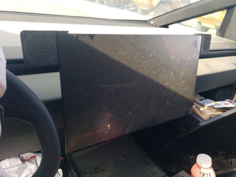 2025 Tesla Cybertruck