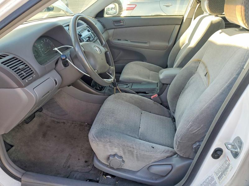 2002 Toyota Camry le