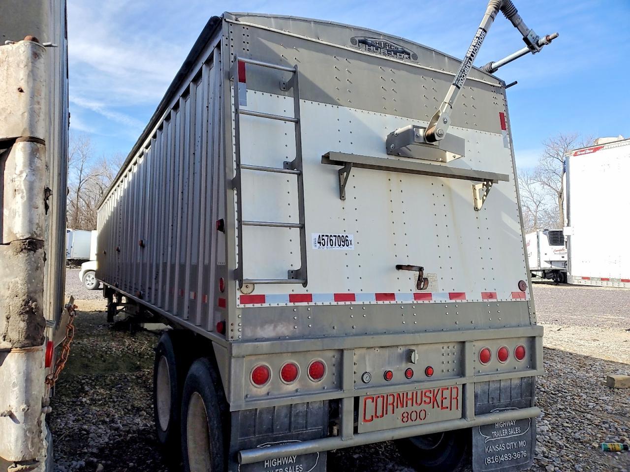1999 Cornhusker Grain Trailer