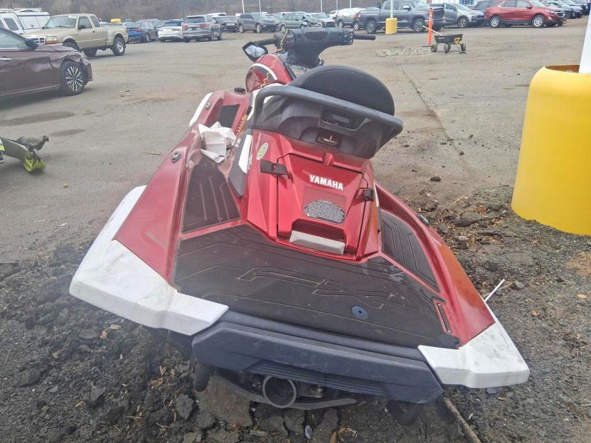 2019 Yama Waverun 3