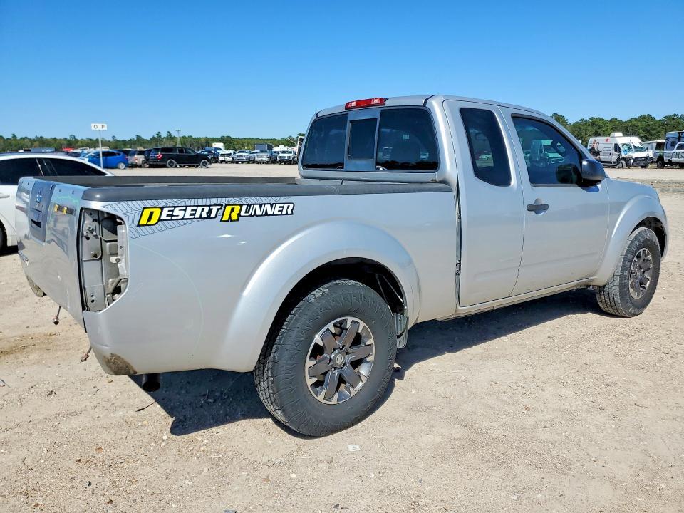 2014 Nissan Frontier Desert Runner