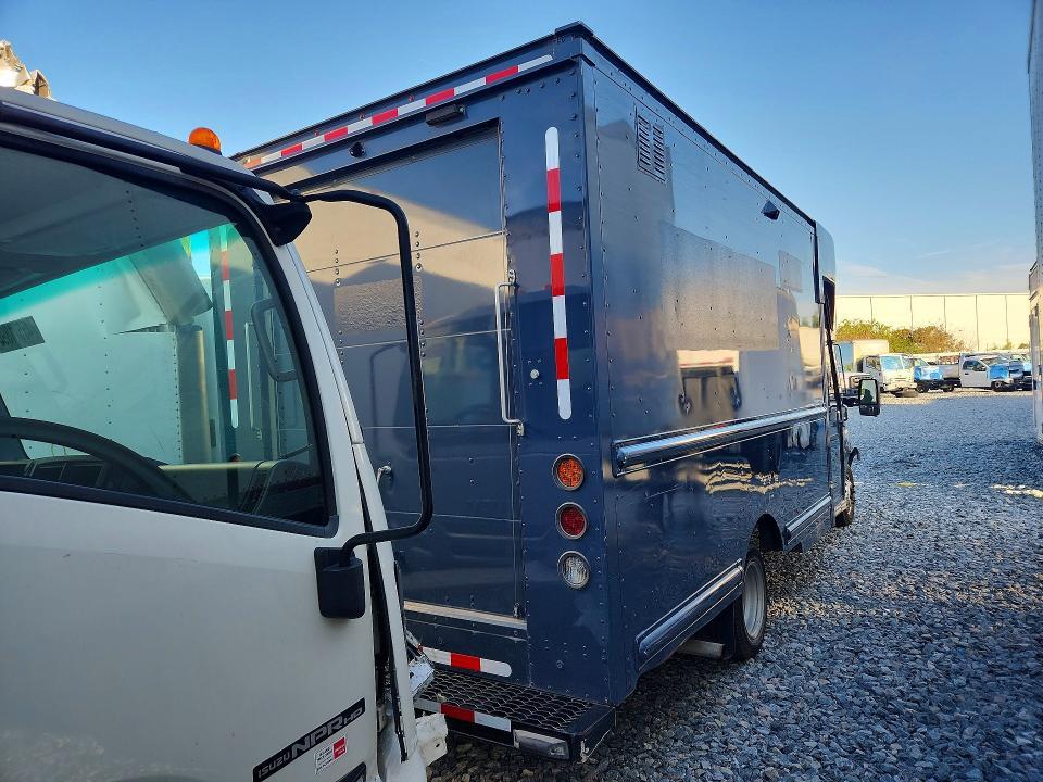 2022 Ford Transit Delivery Truck