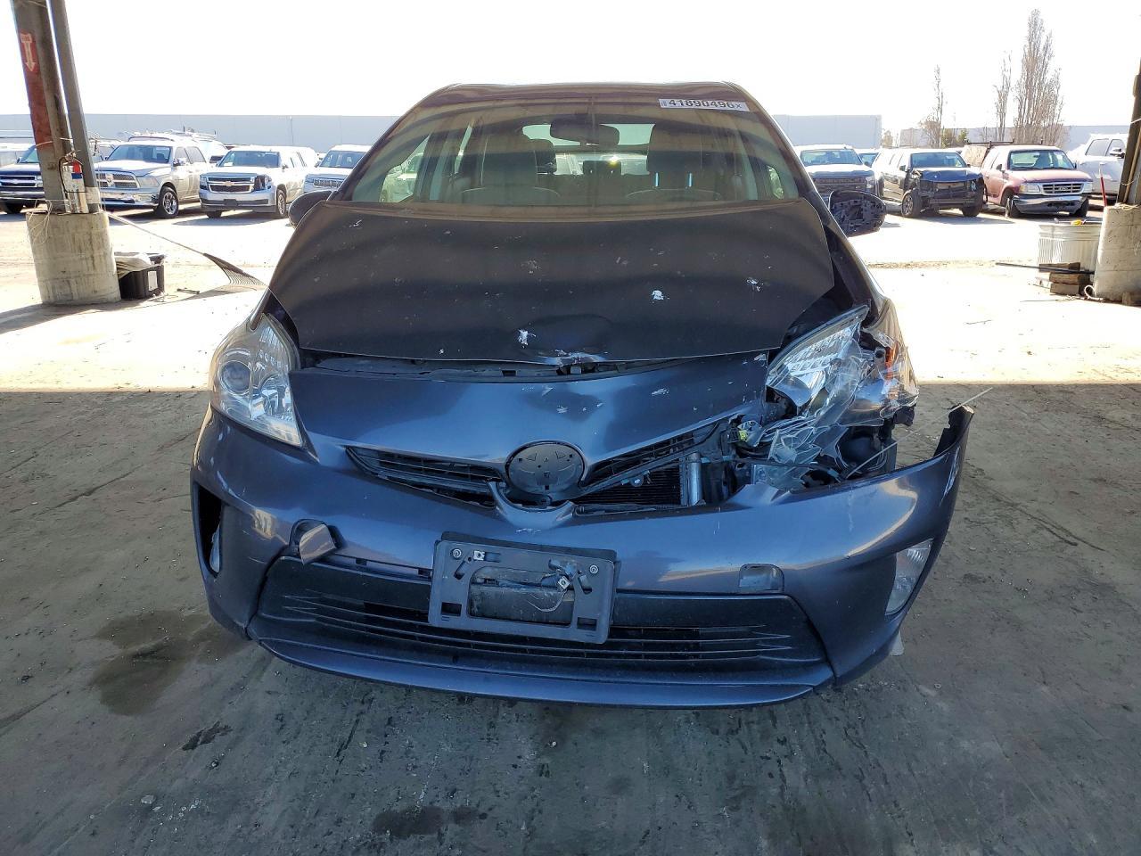 2014 Toyota Prius two
