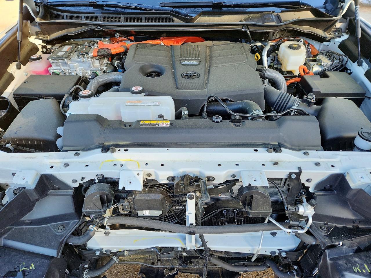 2025 Toyota Tundra Limited HV
