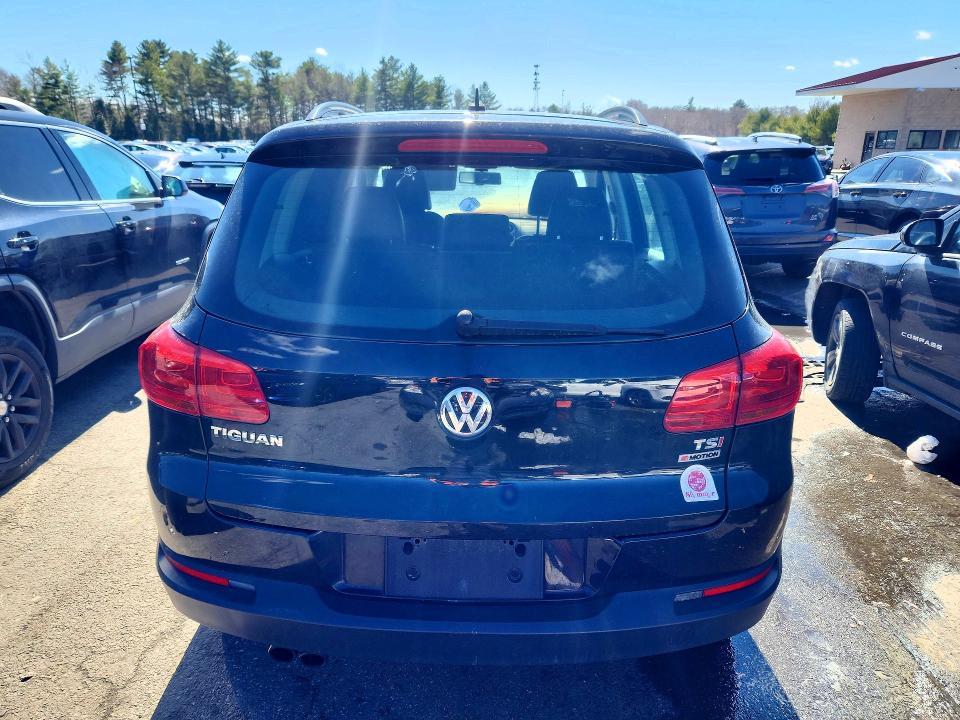 2016 Volkswagen Tiguan s