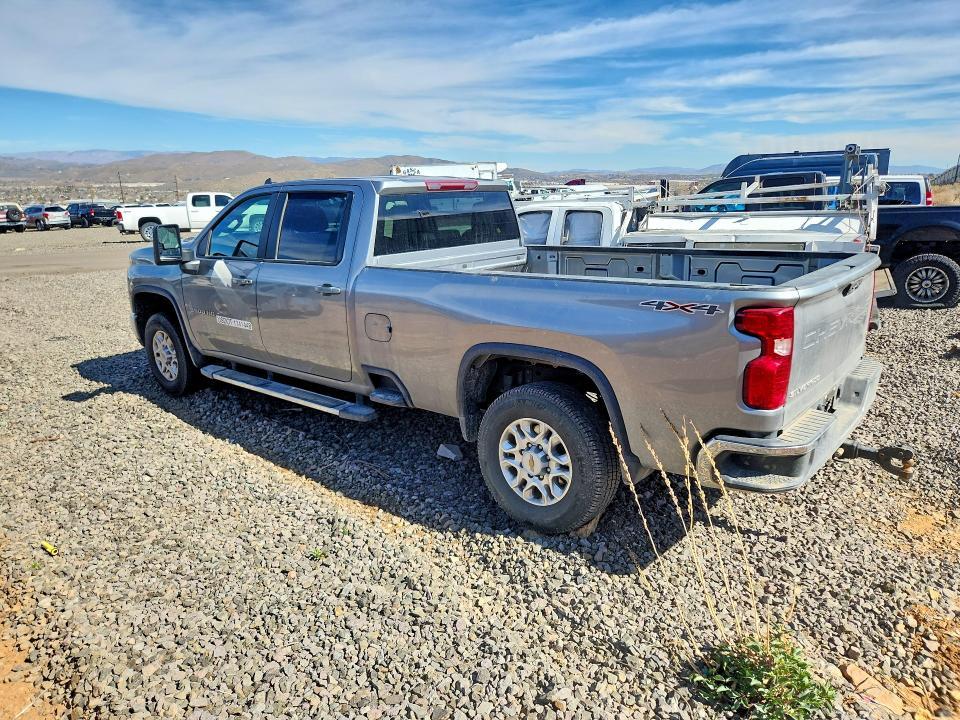 2025 Chevrolet Silverado K3500 LT