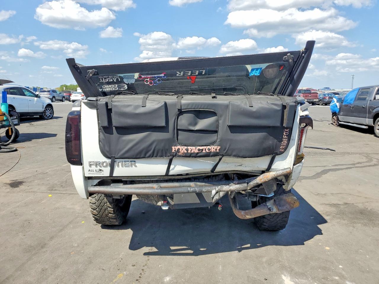 2016 Nissan Frontier Desert Runner