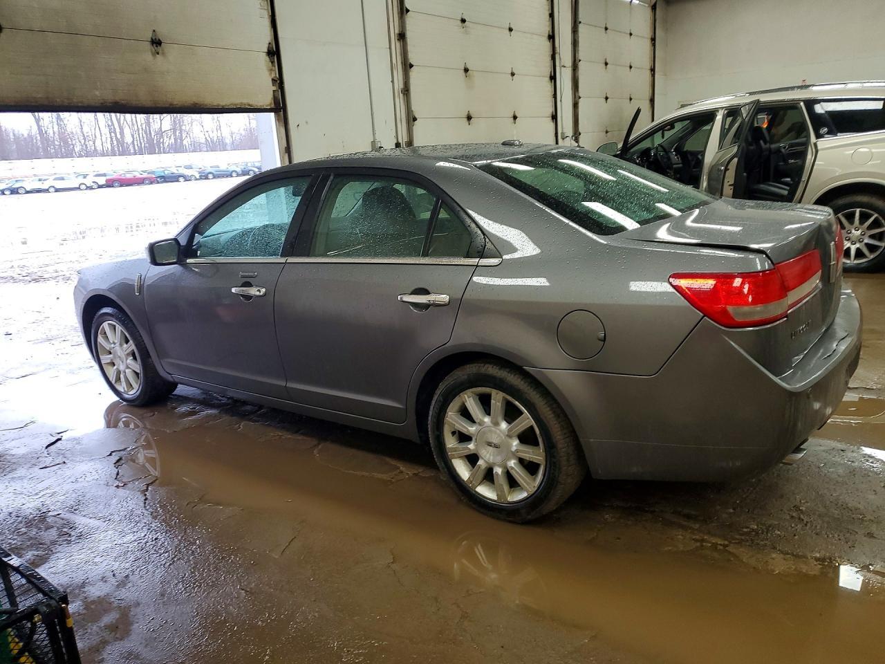 2010 Lincoln MKZ