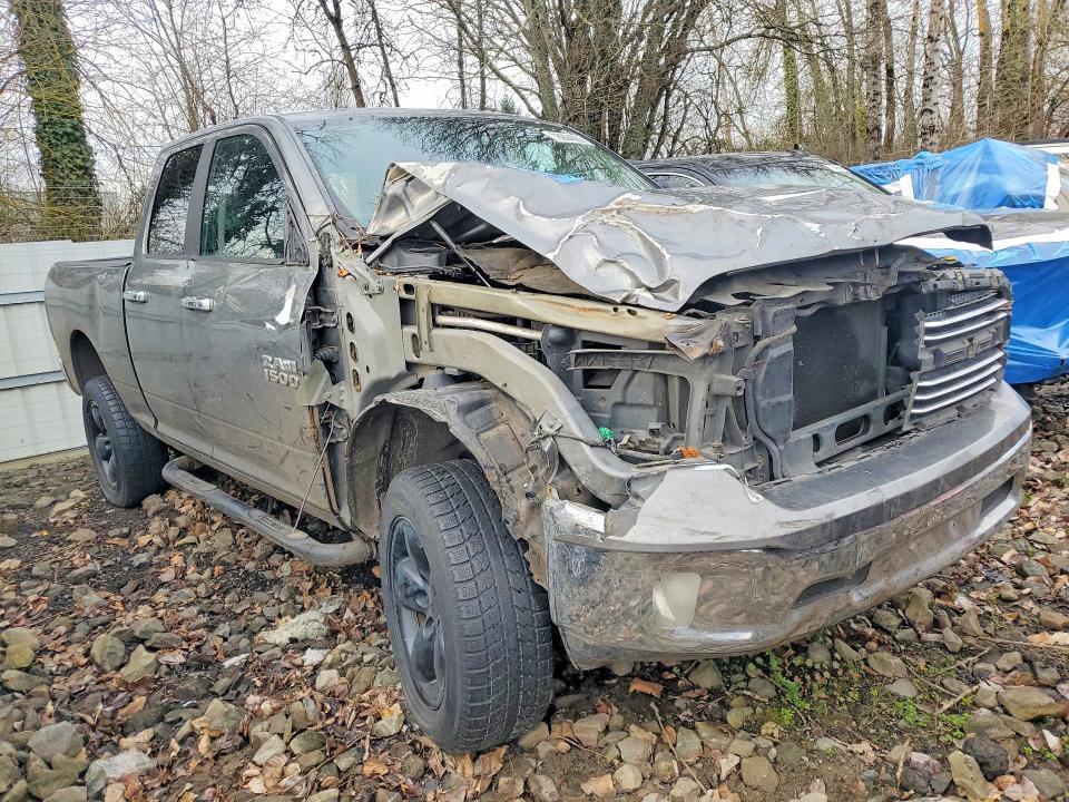 2013 Ram Trucks 1500 slt