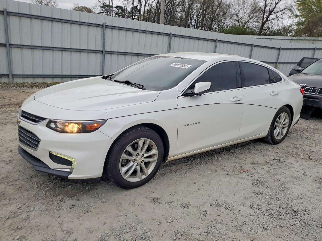 2017 Chev Malibu lt