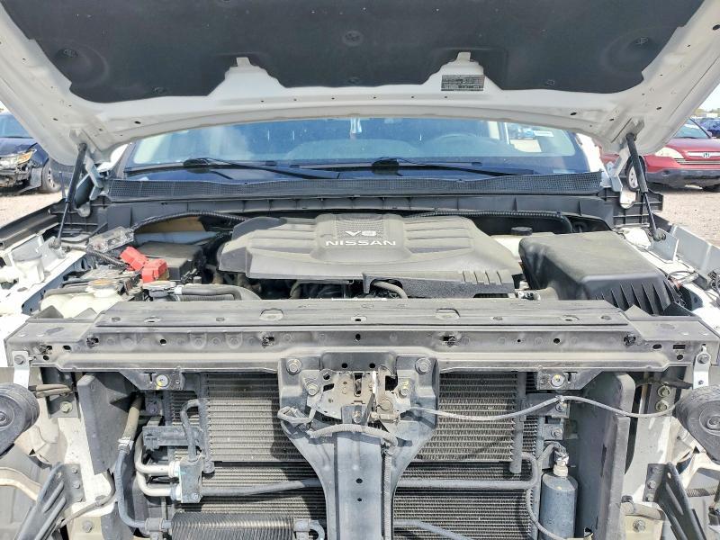 2020 Nissan Titan SV