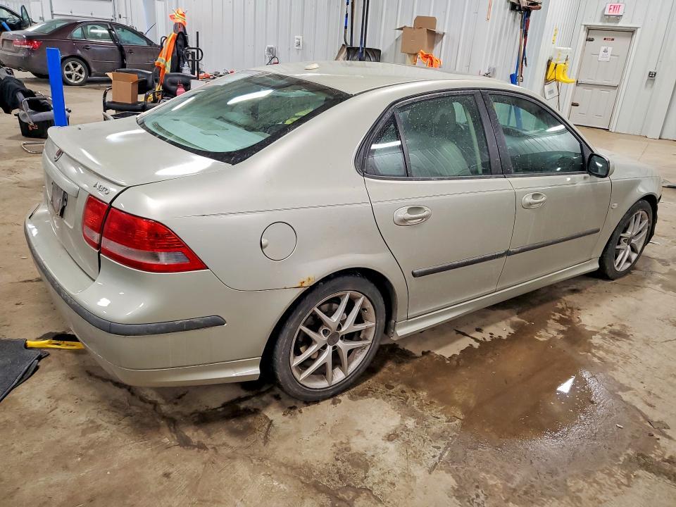 2005 Saab 9-3 Aero