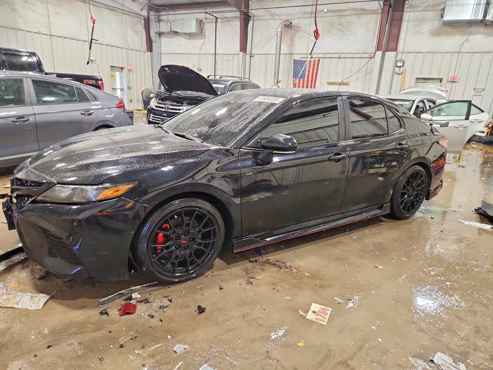 2021 Toyota Camry trd