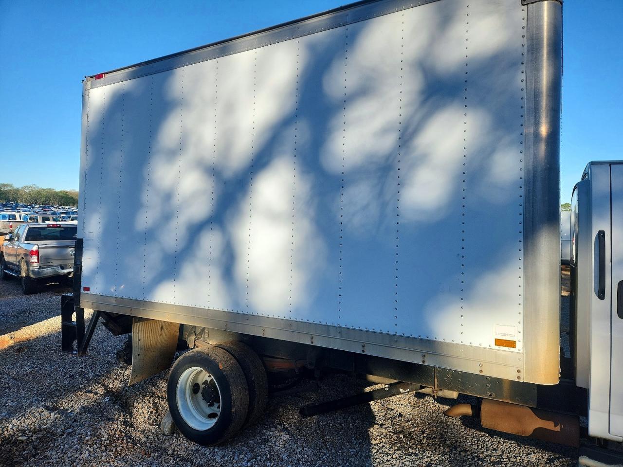 2005 GMC C5500 BOX Truck