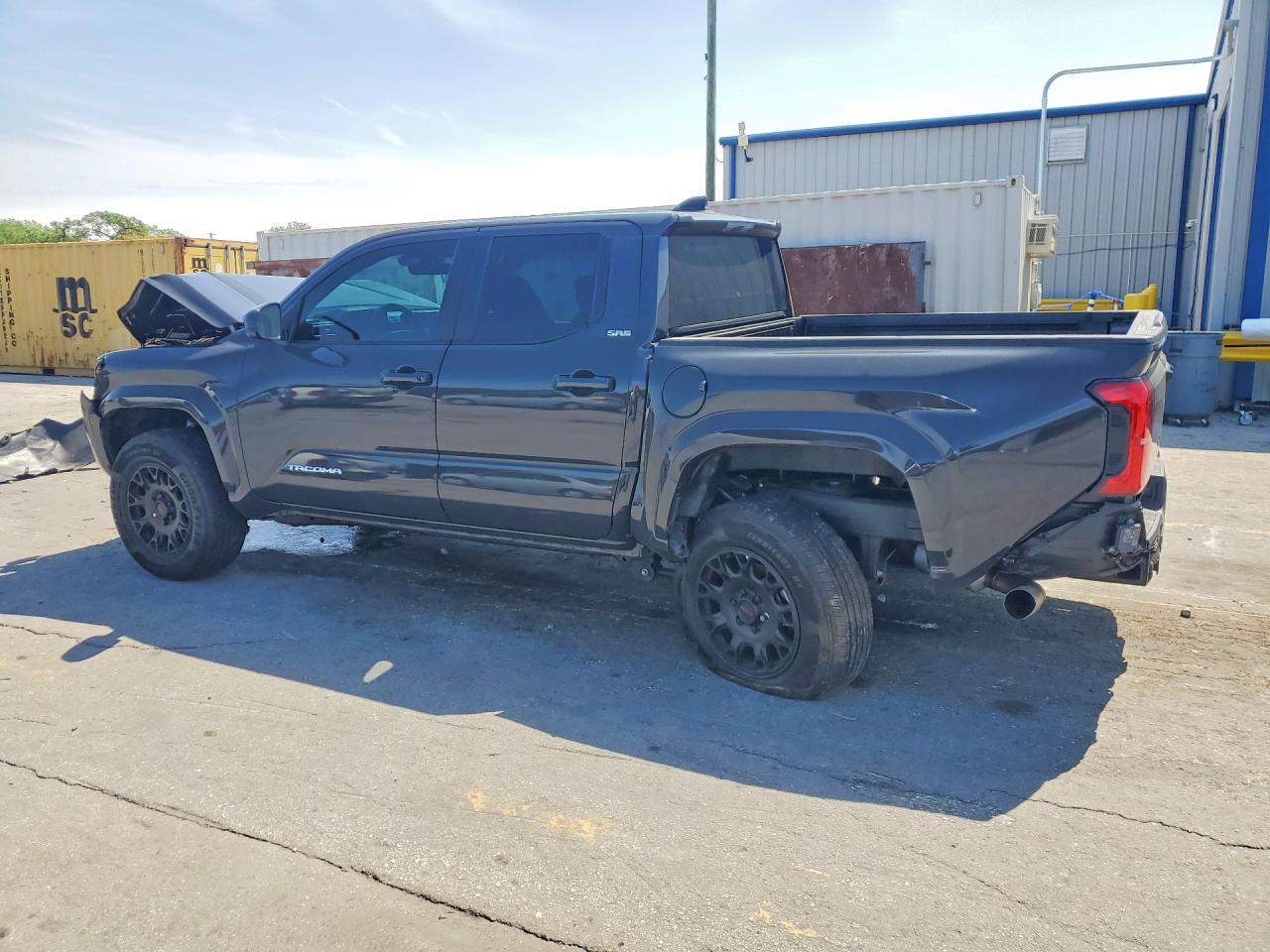 2025 Toyota Tacoma SR5 Double CA SR5