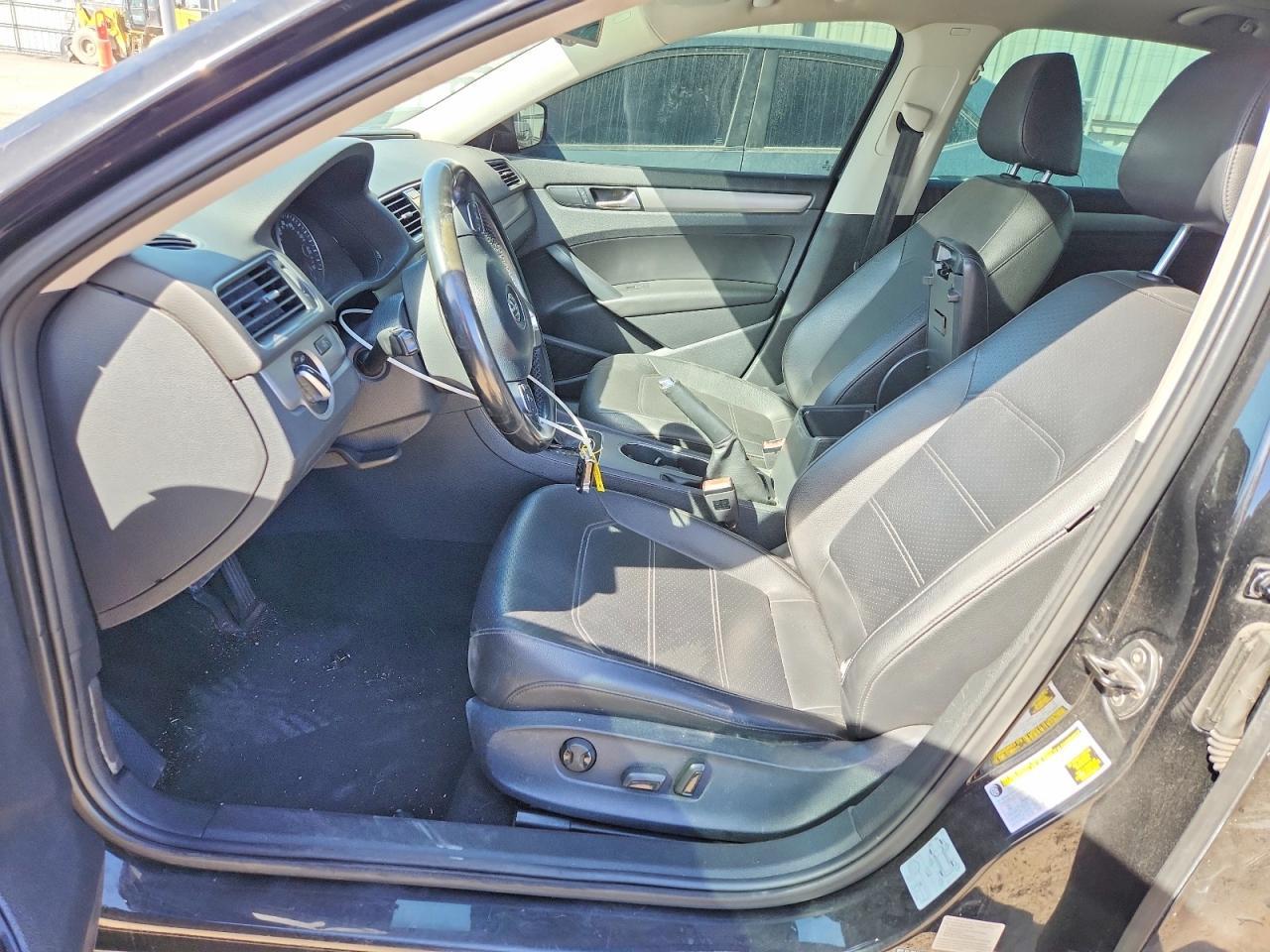 2014 Volkswagen Passat se