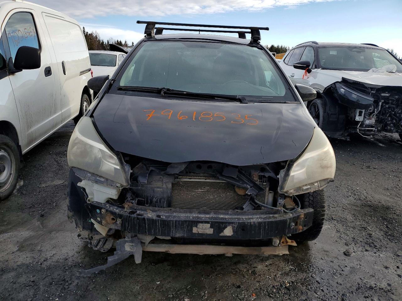 2015 Toyota Yaris 5-door l