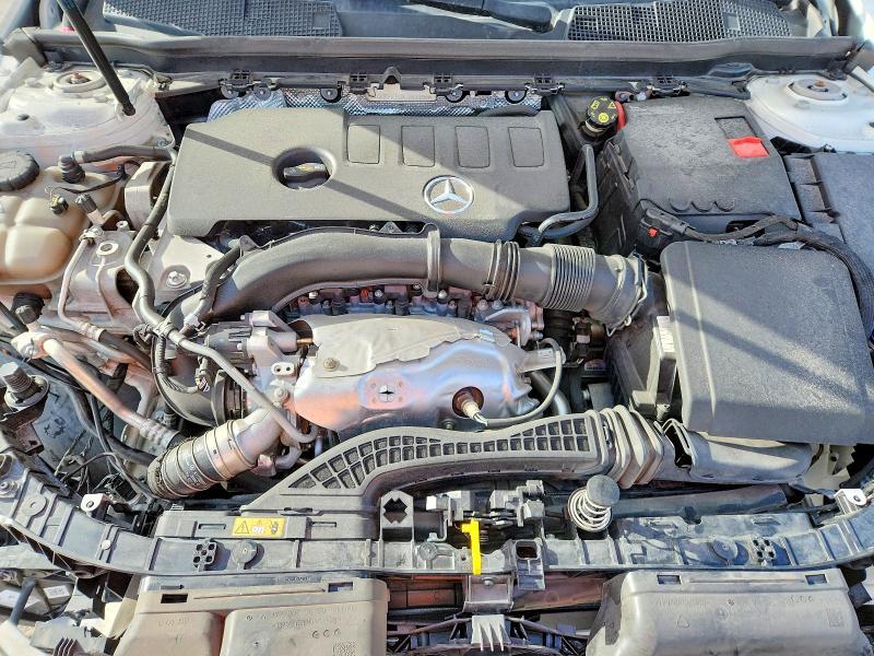 2021 Mercedes-Benz A 220