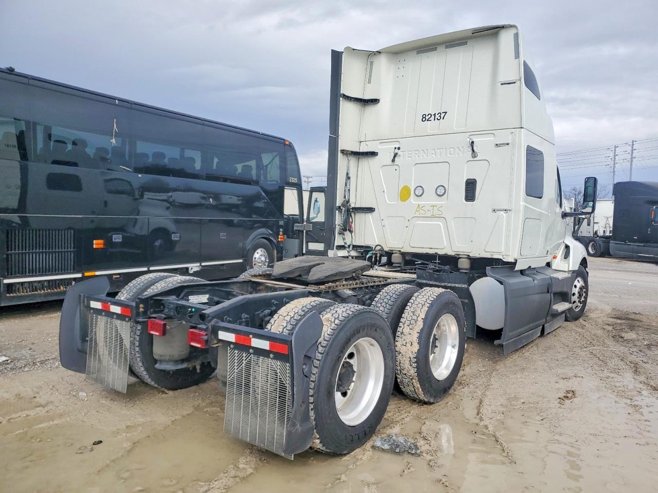 2022 International LT625-Semi Truck