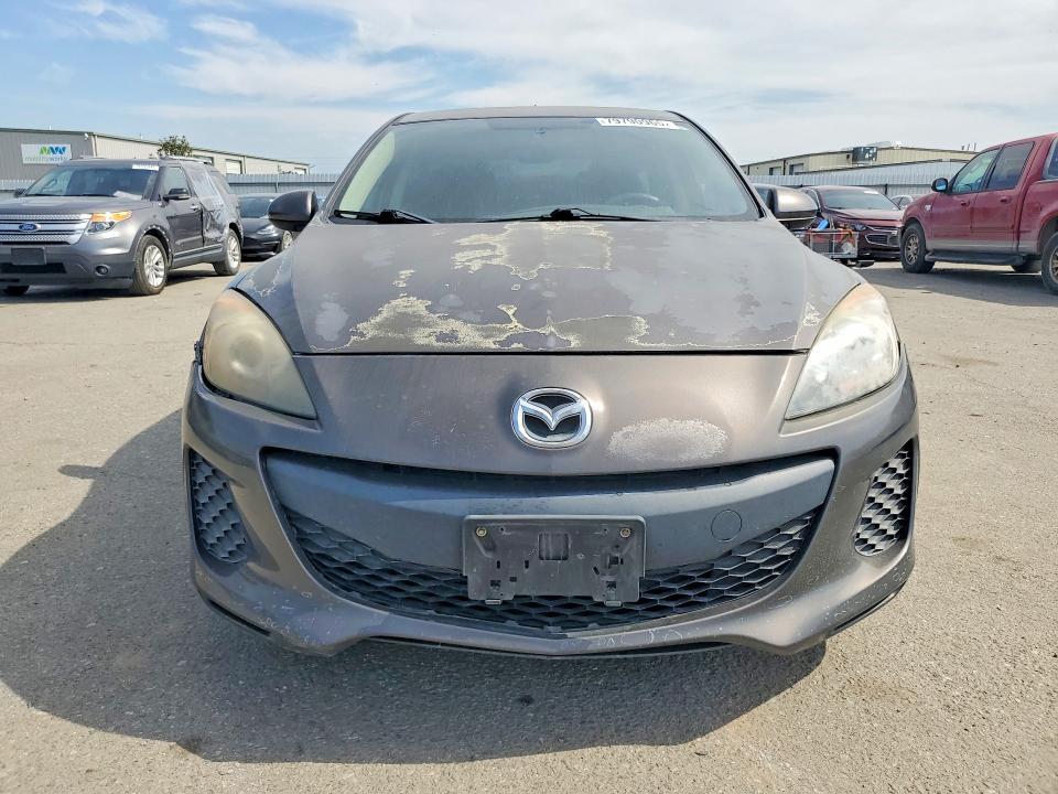 2013 Mazda 3 I