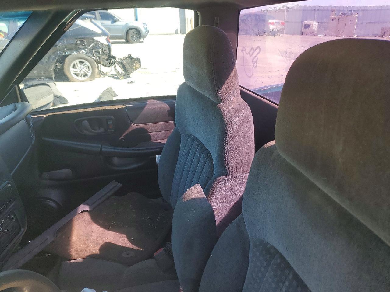 1999 Chevrolet S Truck S10