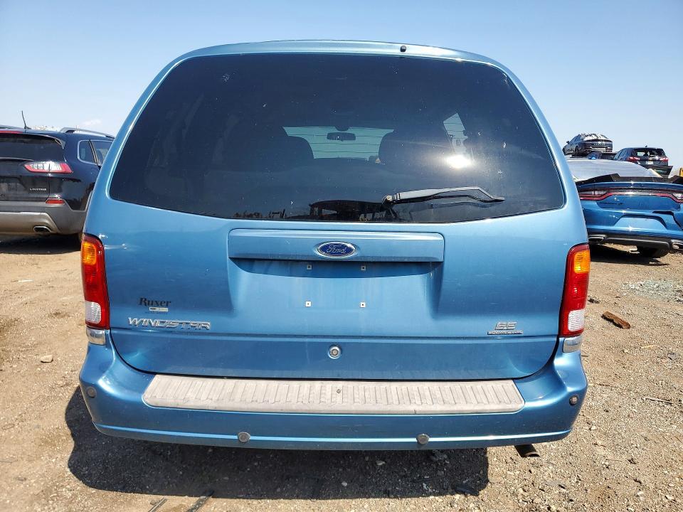 2003 Ford Windstar se