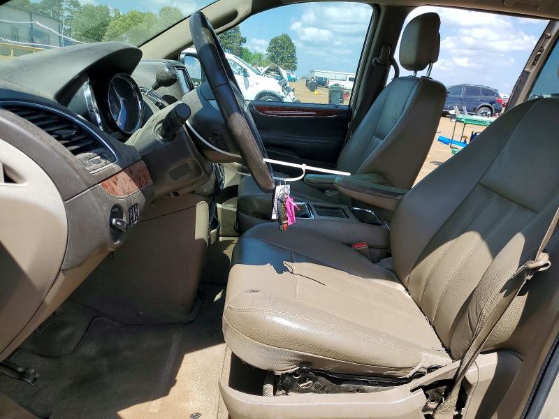 2015 Chrysler Town & Country Touring