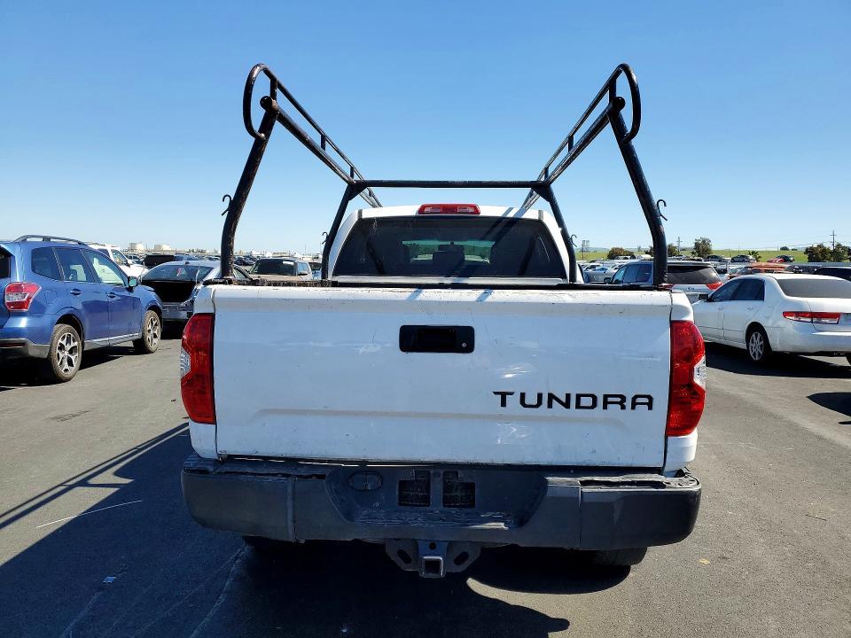 2017 Toyota Tundra SR