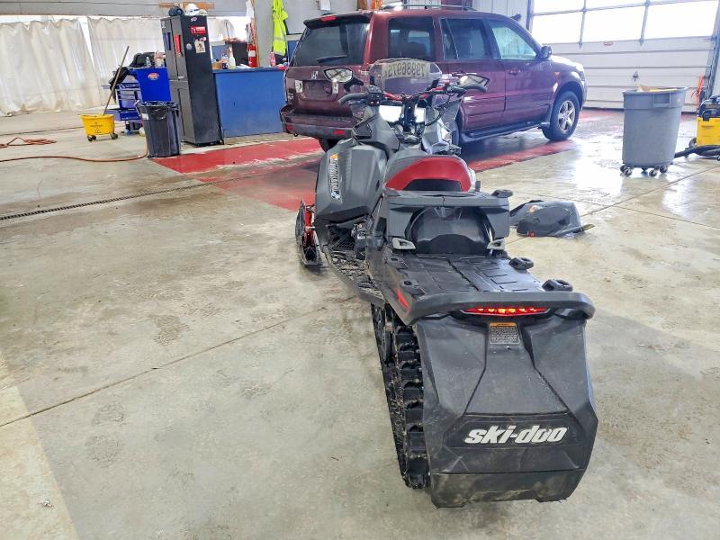 2025 Skidoo Renegade ADR W/ENDUR