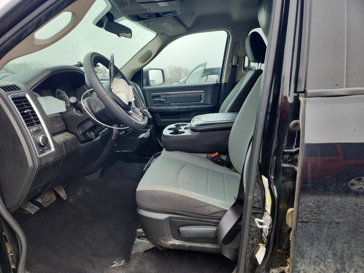2022 Dodge RAM 1500 Classic SLT